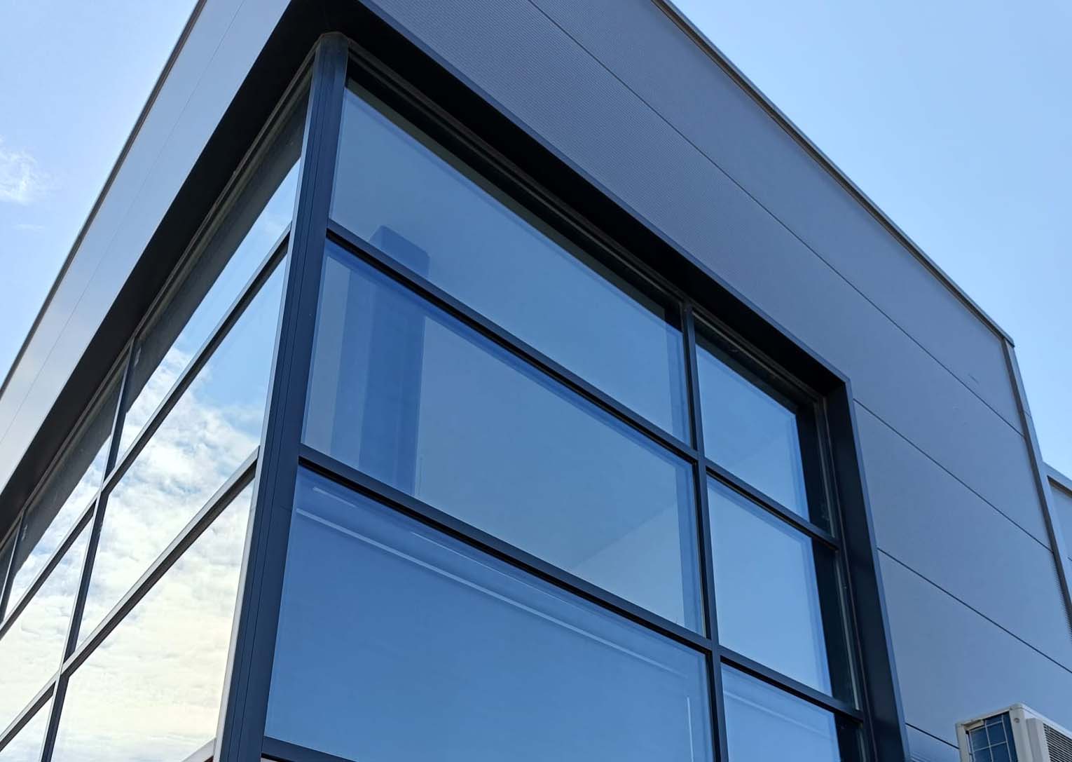 Pereti cortina lucrare 2